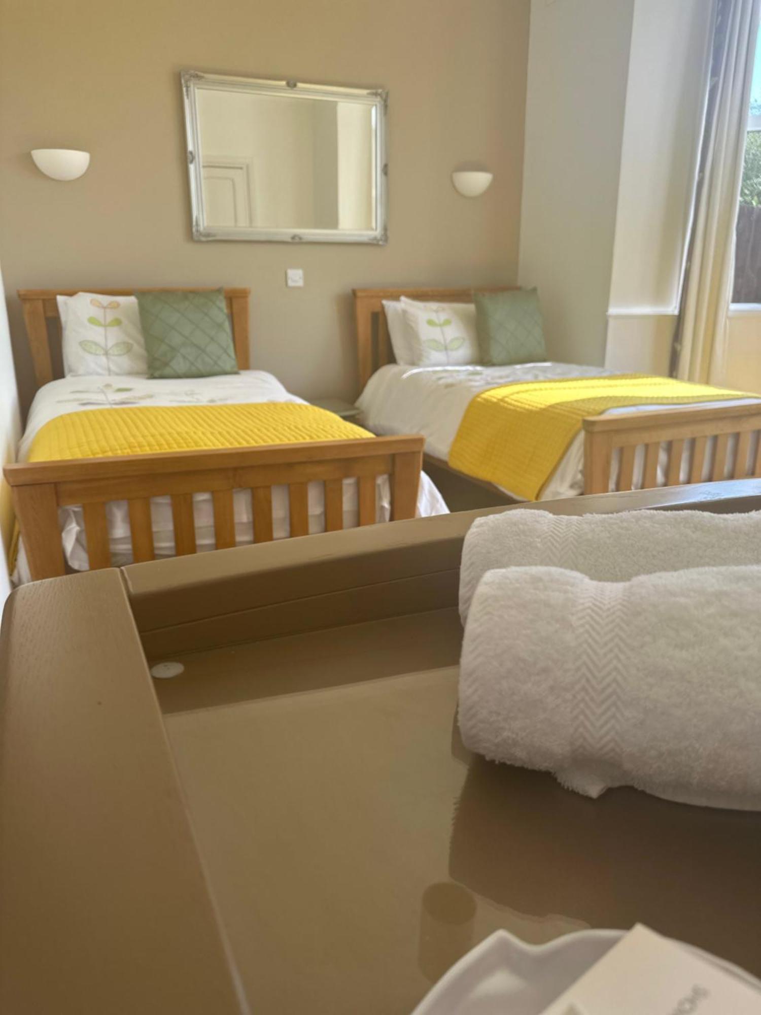 Station House Holiday Cottages, Exclusively For Grown Ups, Thornton Dale Pickering Buitenkant foto